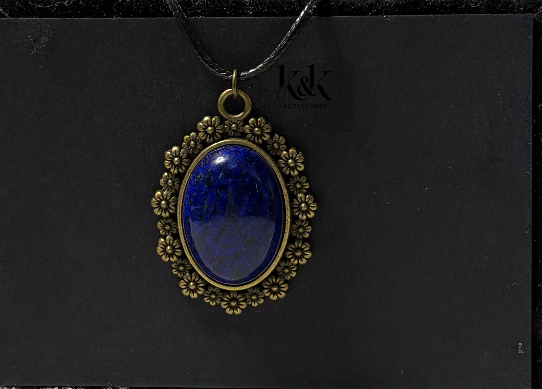 Gemstone Vintage Floral Frame Necklace