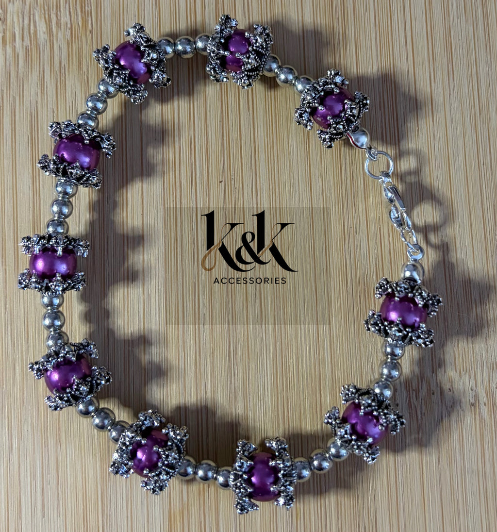 Cat's Eye Crown Bracelet with Clasp
