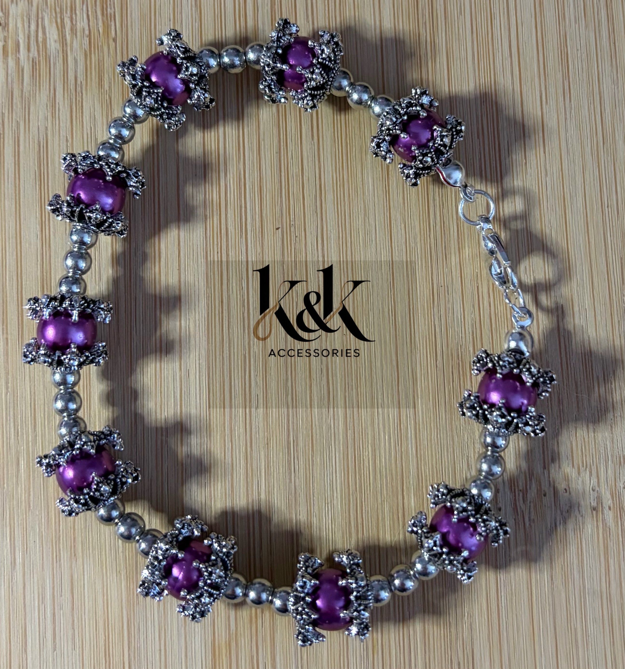 Cat's Eye Crown Bracelet with Clasp